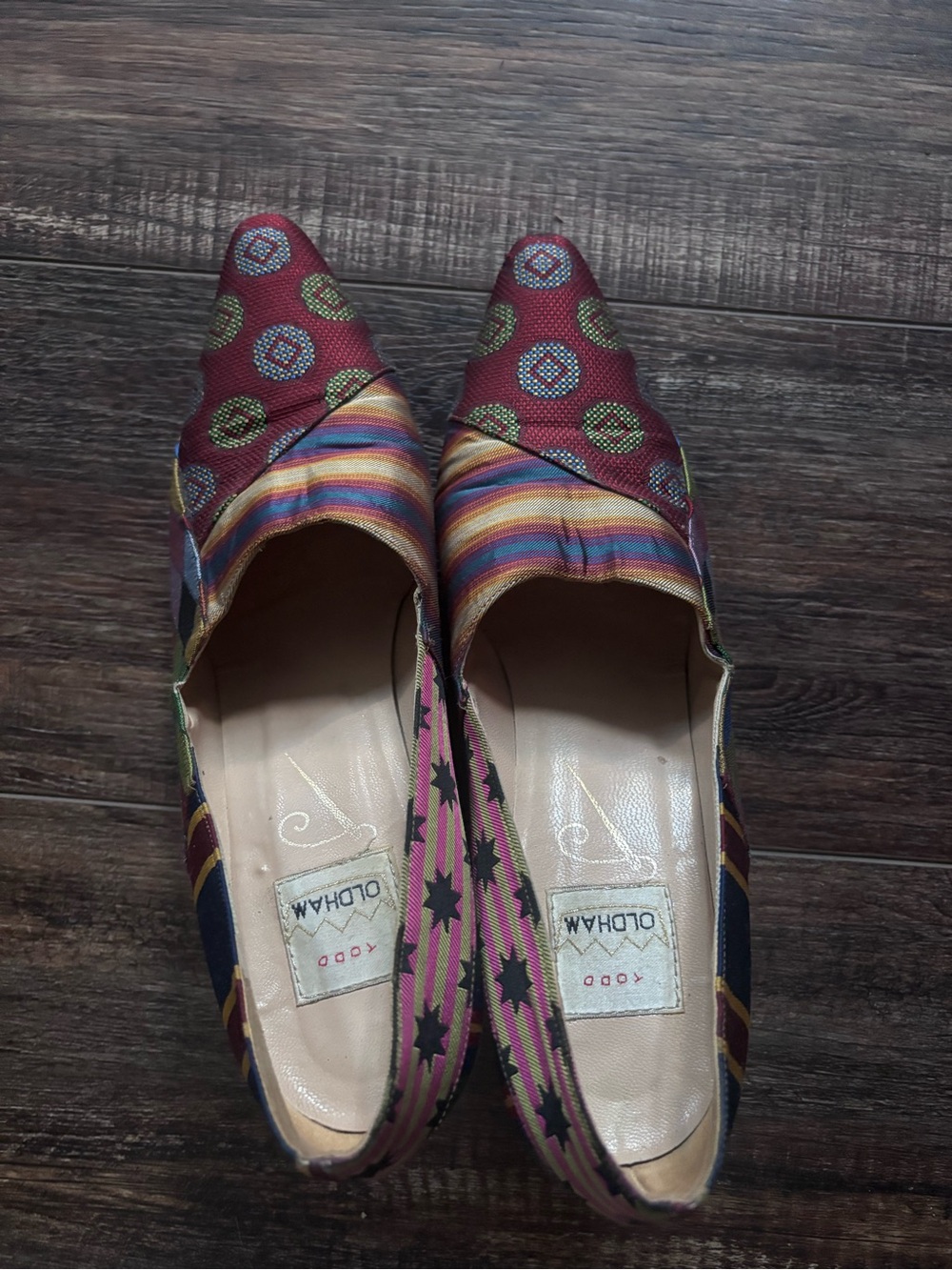 Multicolor Pointed Toe Slip-On pumps- Burgundy & Multicolor